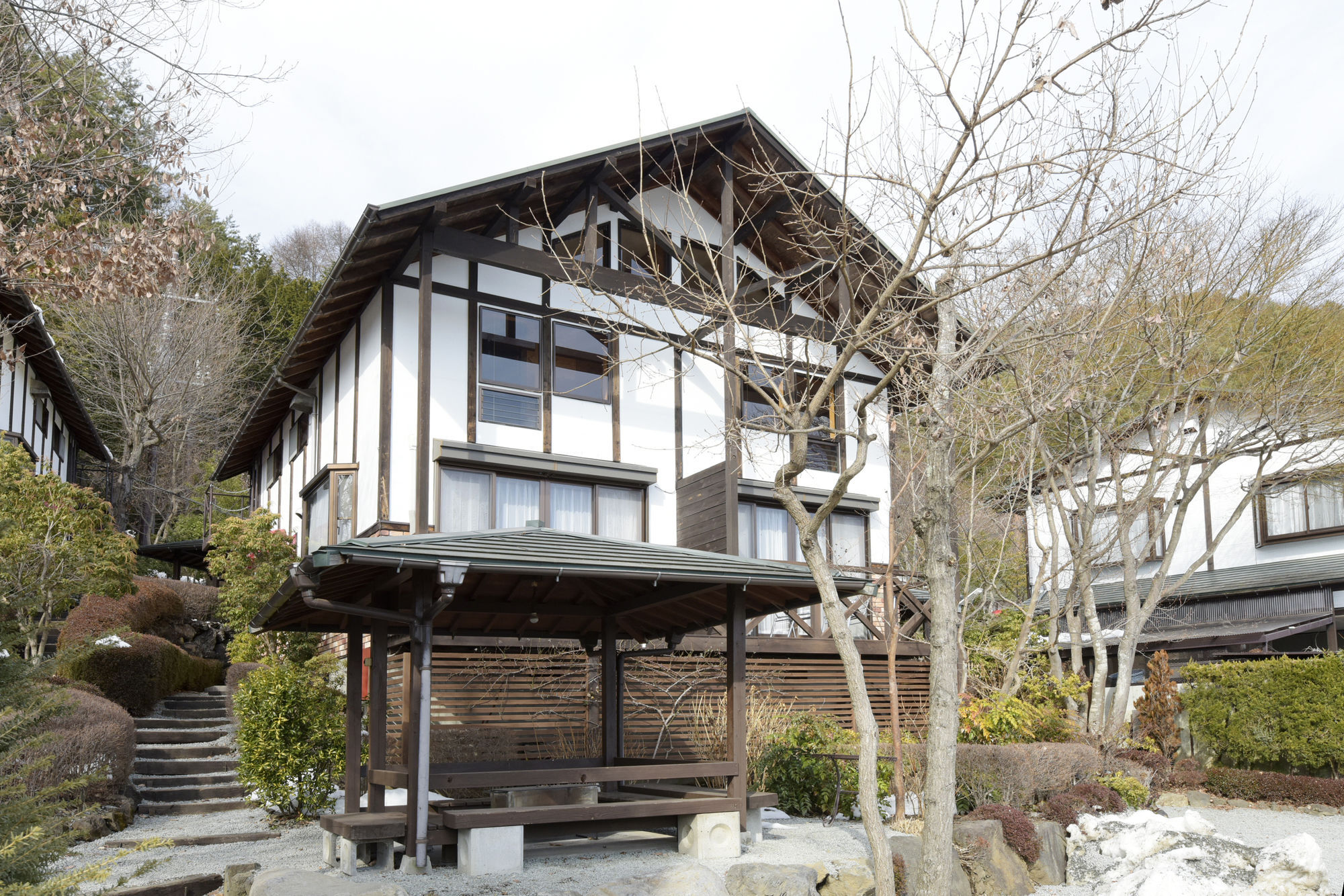 河口湖カントリーコテージ Ban 富士河口湖町 エクステリア 写真