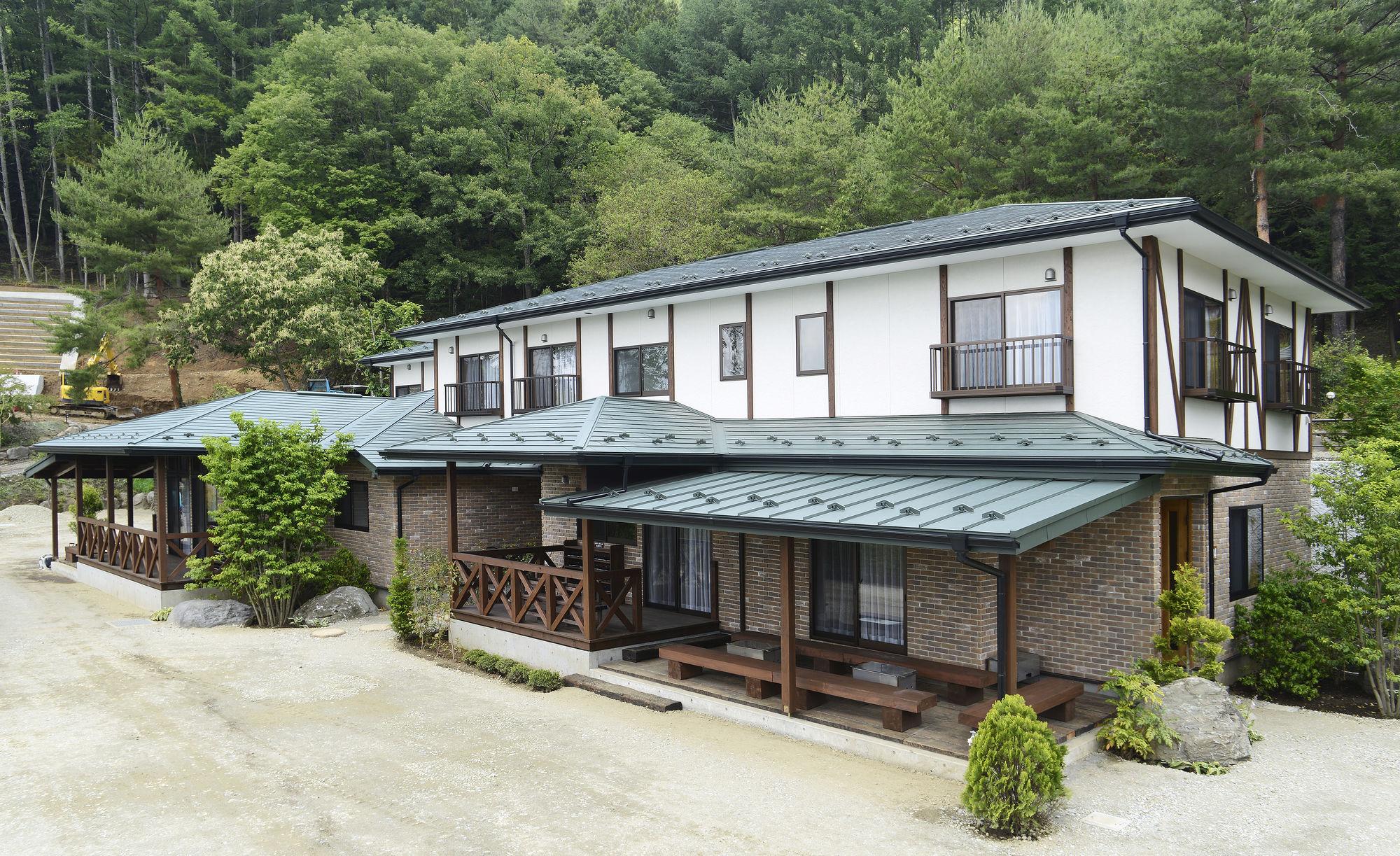 河口湖カントリーコテージ Ban 富士河口湖町 エクステリア 写真